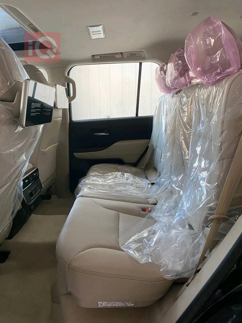 تۆیۆتا لاند کروزەر